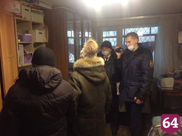 Арестована подозреваемая в убийстве жительницы Саратова с дочерью