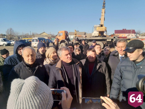 Под Саратовом спустя 15 лет возобновили строительство школы 