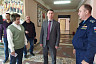 Зампред проверил температуру в школах 
