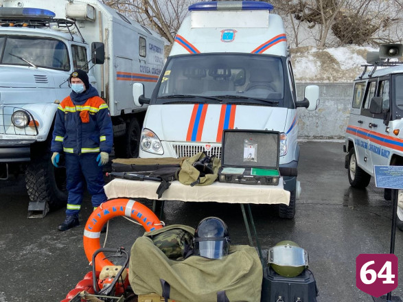 Взрыв льда на реке Медведице показали в онлайне 