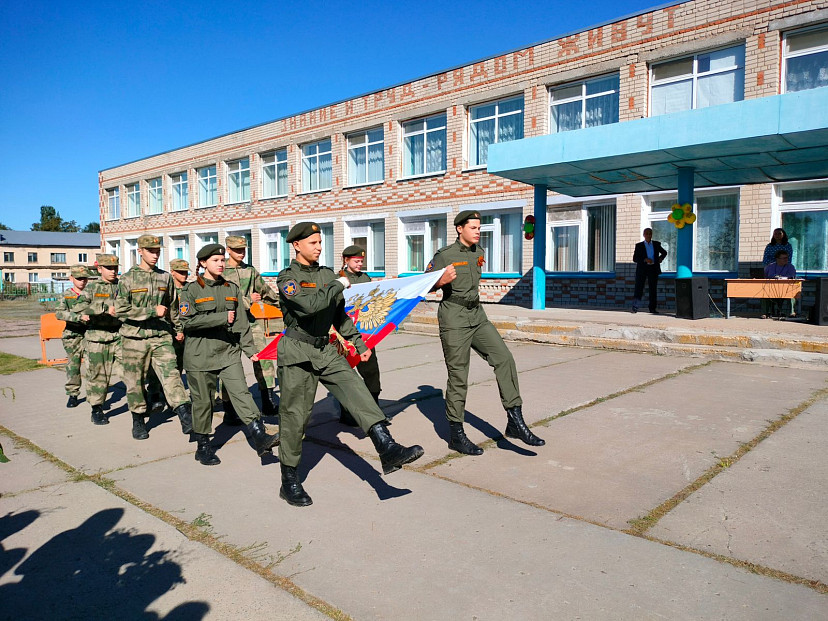 Раскатовские школьники в новом спортзале готовятся к очередным победам