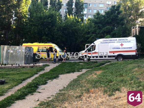Жителя Саратова приняли за самоубийцу из-за любви к закатам