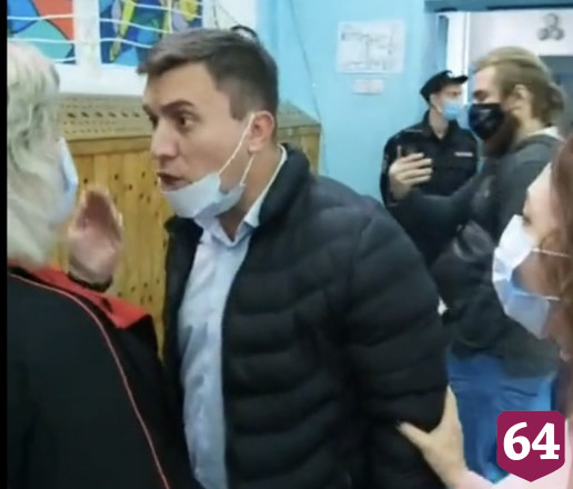 Коммунист Бондаренко парализовал работу двух избирательных участков