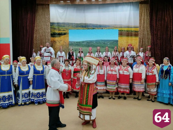 Мордовский праздник в саратовском селе собрал сотни гостей