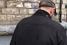 Неадекватный саратовец спасал «застрявшую» в трубе девочку