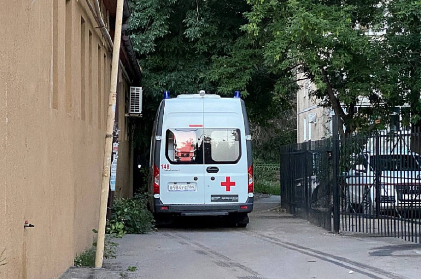 В центре Саратова нашли мертвого мужчину 