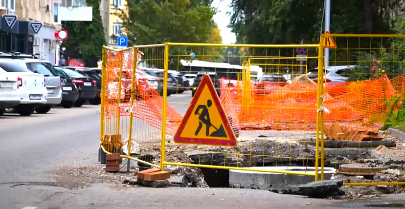 В Саратове меняют центральную магистраль водопровода
