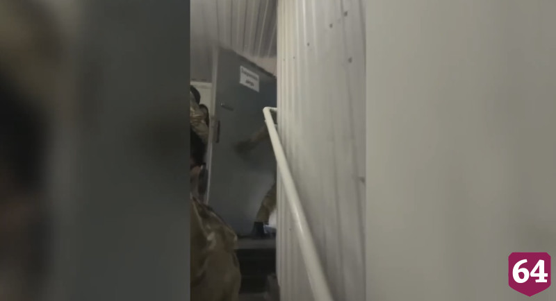 Трех жителей Саратовской области осудили за помощь нелегалам