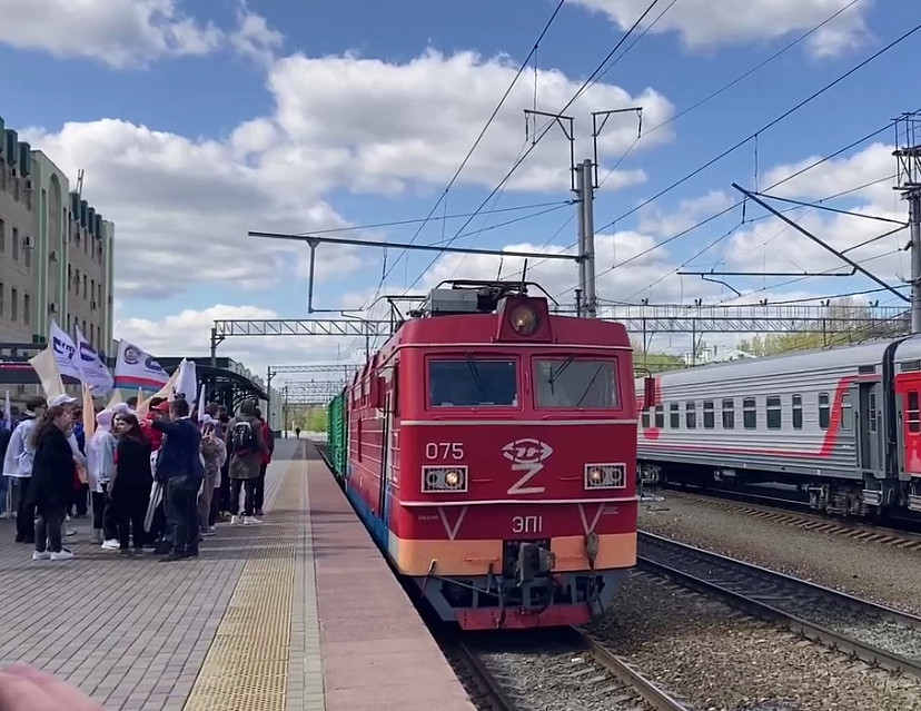 Из Саратова для Донбасса отправили поезд с 95 тоннами гуманитарной помощи 