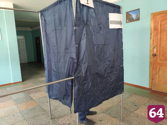 Саратовцы идут голосовать по поправкам в Конституцию для влияния на будущее страны
