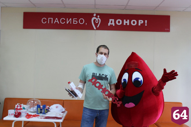 Саратовским донорам разрешили сдавать кровь после вакцинации