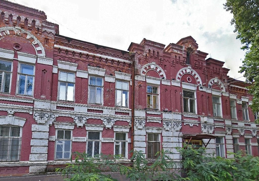 Часть столетней усадьбы в центре Саратова продают за 8 миллионов рублей