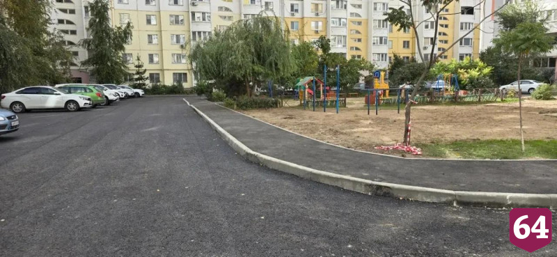 На Шуровой Горе в Энгельсе отремонтировали дворы