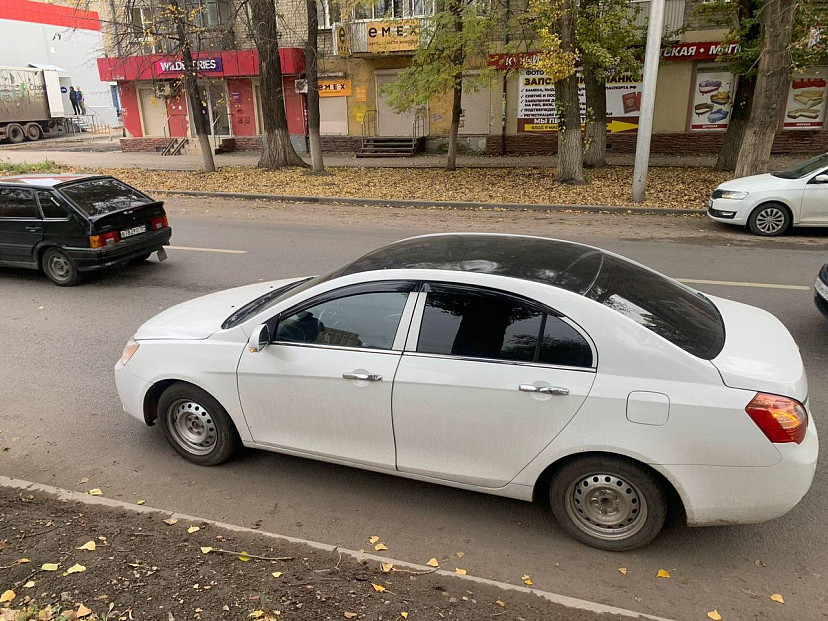 В Саратове иномарка сбила 80-летнюю нарушительницу ПДД